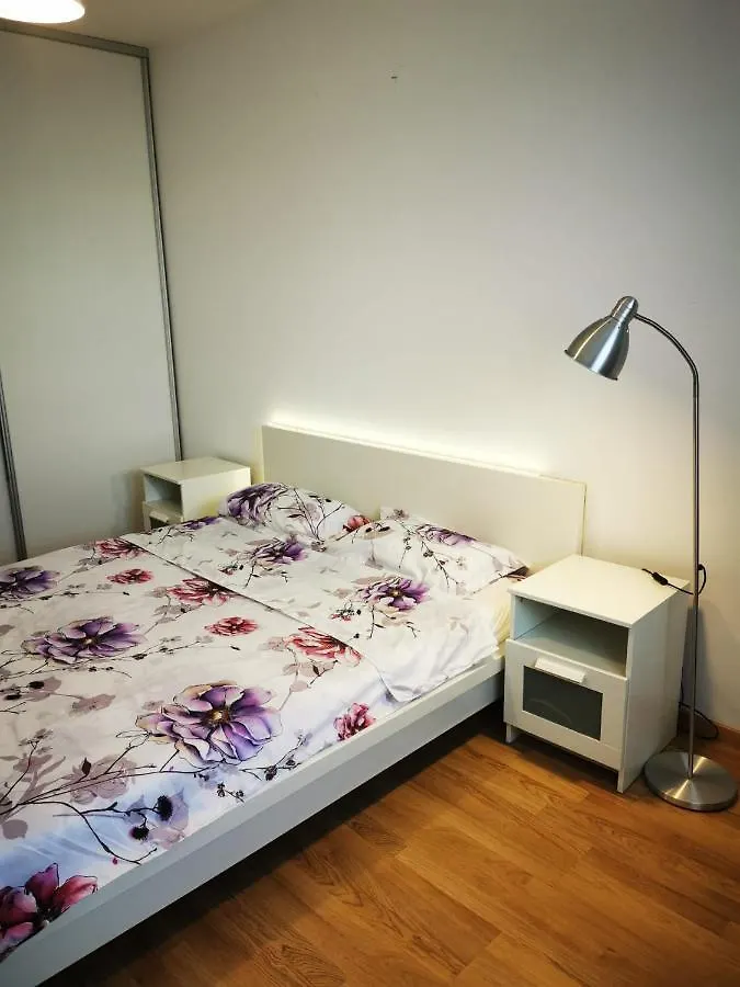 Barcelona Residence Straulesti 0*, Bucharest