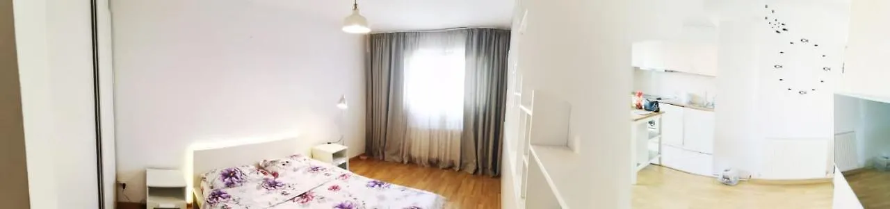 Apartment Barcelona Residence Straulesti Romania